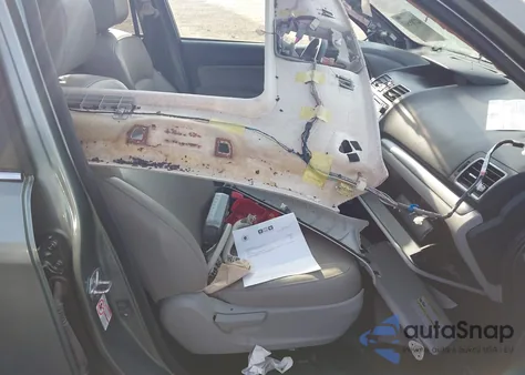 2016 Subaru Forester 2.5I Limited z USA, uszkodzony, nr VIN JF2SJAKC2GH449132